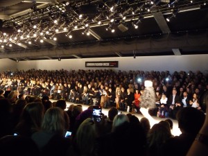 Au coeur du public de London Fashion Week